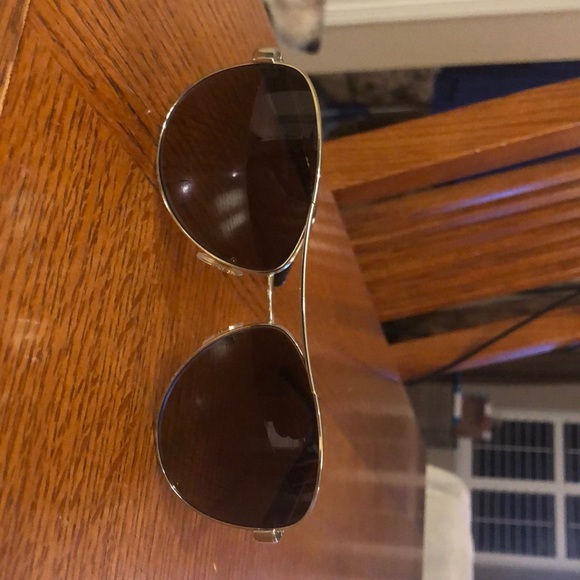 Women’s Burberry Sunglasses - Picture 3 of 3